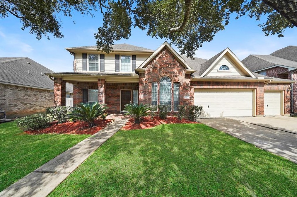 6123 Baron Hill Ln, Sugar Land, TX 77479