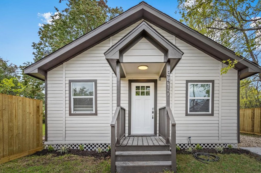 3417 Hadley St, Houston TX  77004-2116 exterior