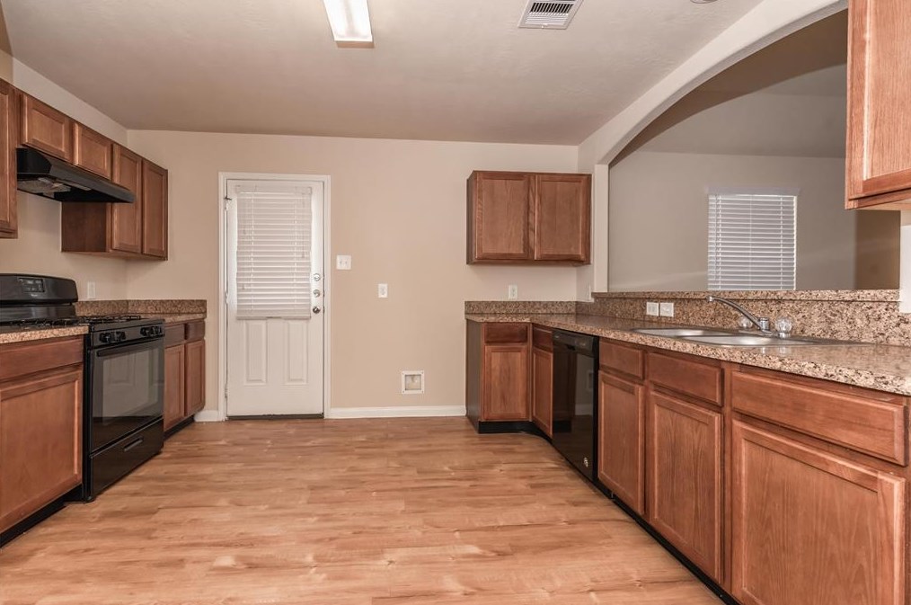 5315 Long Arbor Ln, Katy TX  77449 exterior