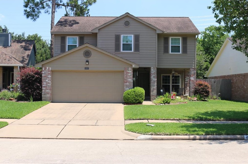 2007 Creek Valley Ln, Sugar Land TX  77478-5219 exterior