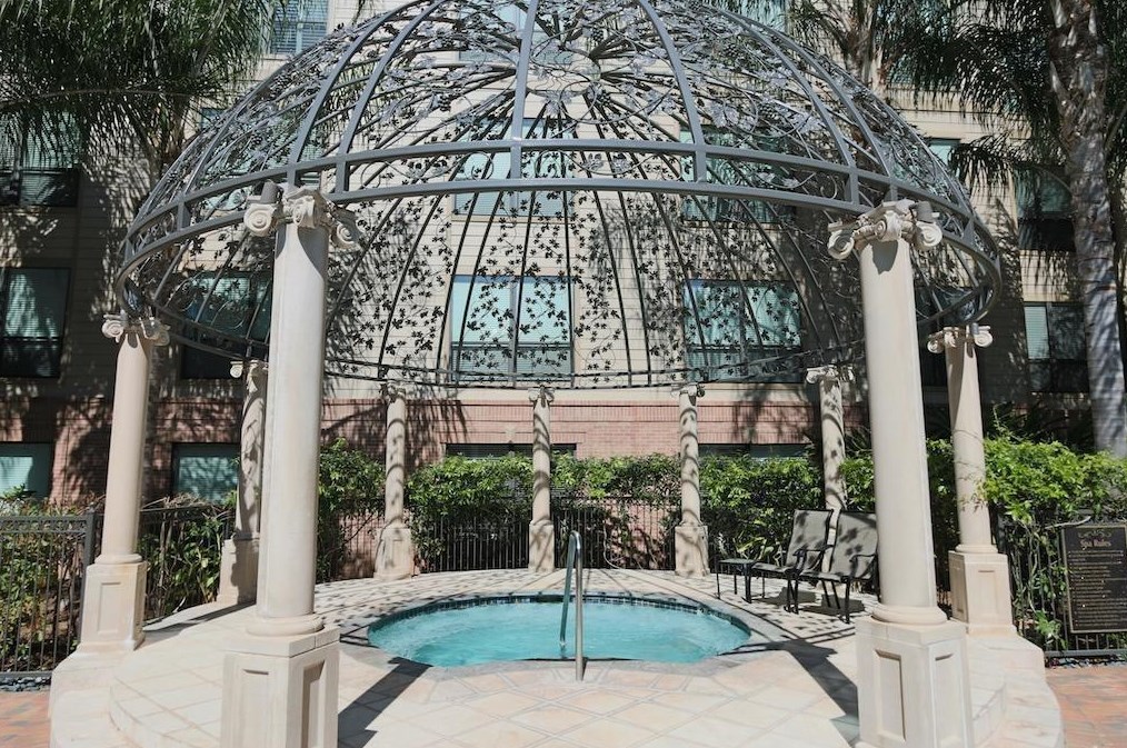 2299 Lone Star Dr # 202, Sugar Land, TX 77479