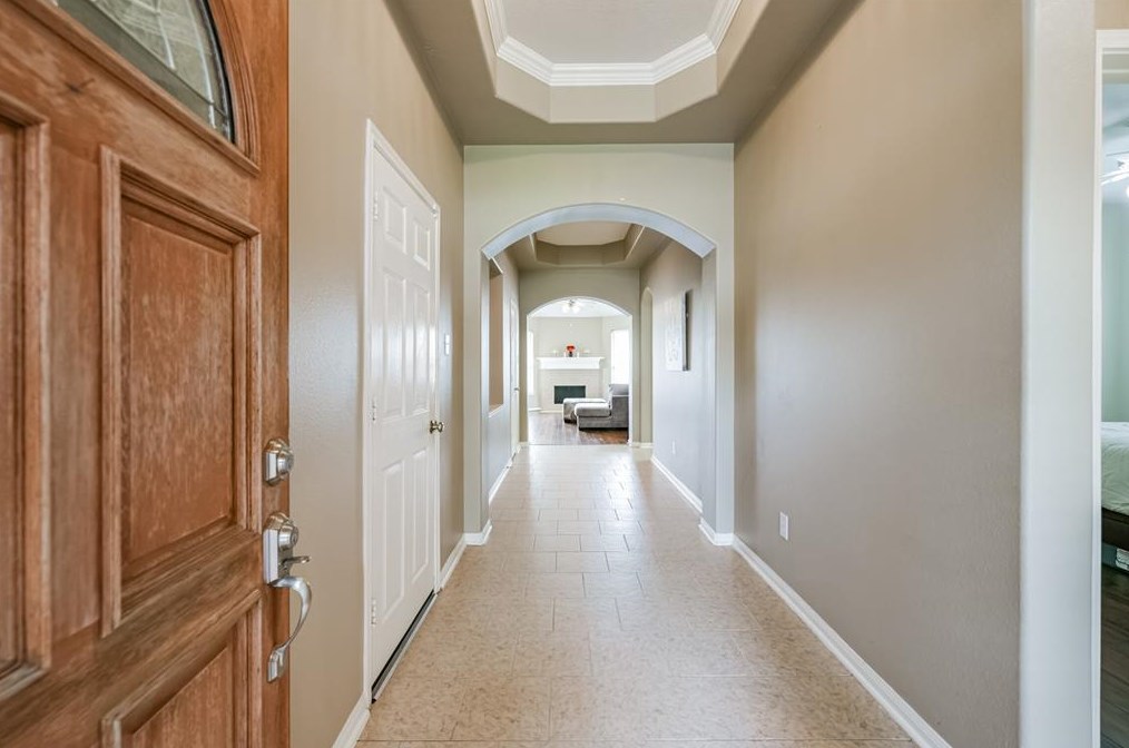 4822 Chase Stone Dr, Bacliff, TX 77518