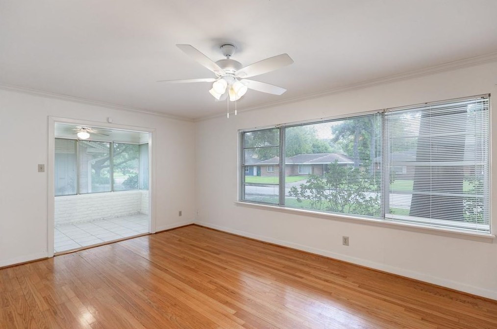 3418 Linkwood Dr, Houston, TX 77025