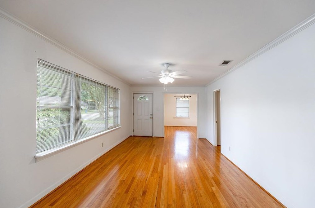 3418 Linkwood Dr, Houston TX  77025-3716 exterior