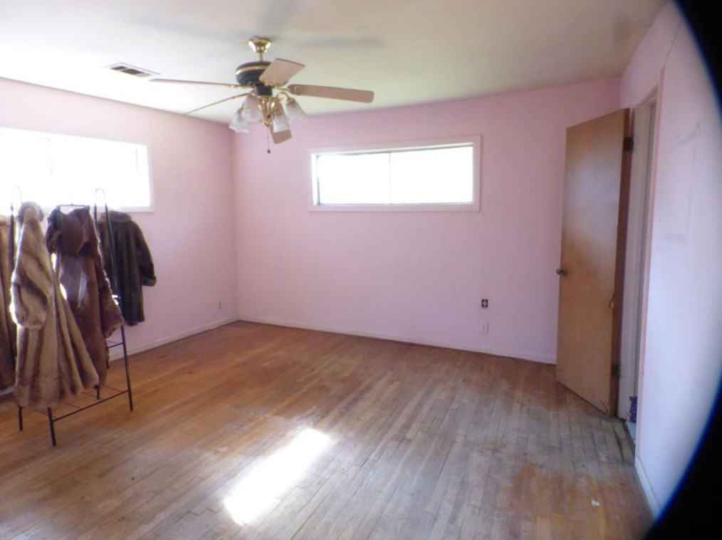 5431 Darnell St, Houston TX  77096-1122 exterior