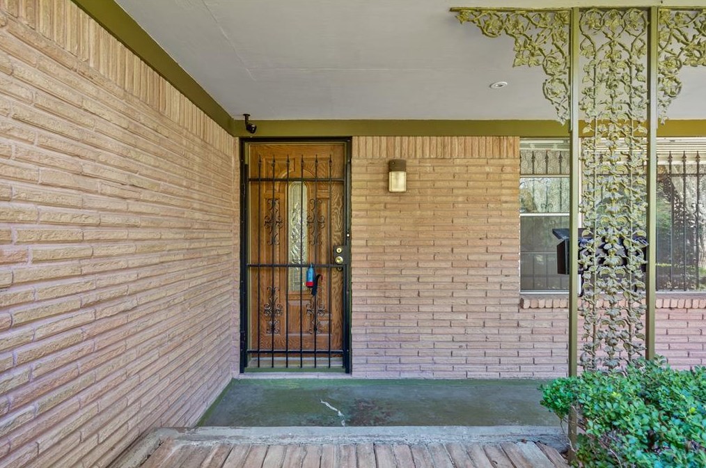 411 Heidrich St, Houston TX  77018-4522 exterior