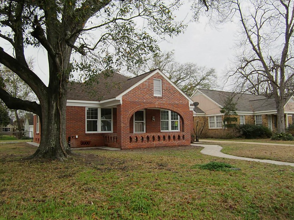 516 Woodard St, Houston, TX 77009