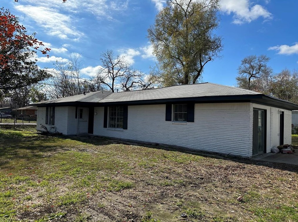 614 Cloverleaf St, Houston, TX 77015