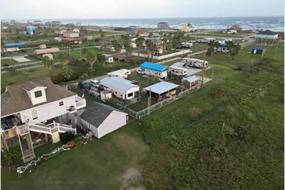 1035 Yeager Street, Gilchrist, TX 77617 - Photo 8