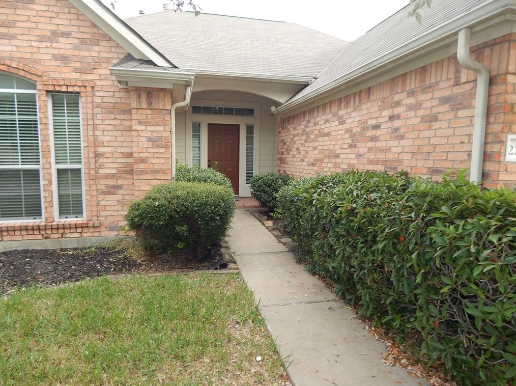 2226 Laurel Birch Dr, Houston, TX 77014-2466