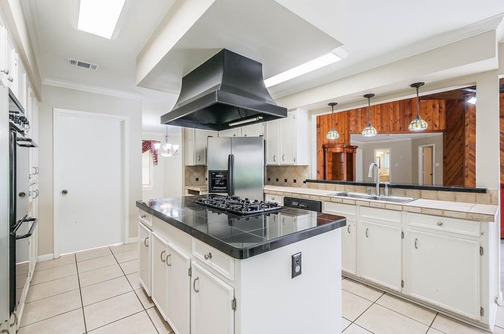 725 42 St, Houston TX  77018-4428 exterior