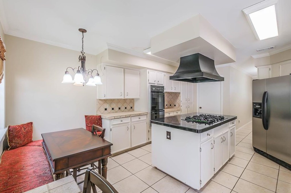 725 42 St, Houston TX  77018-4428 exterior