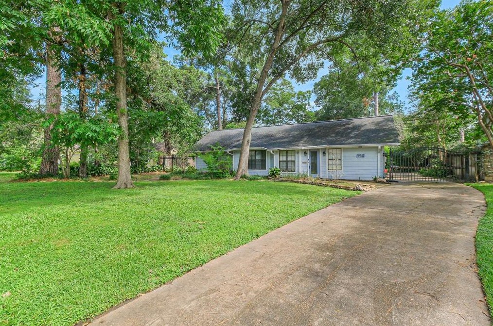 725 42nd St, Houston, TX 77018-4428