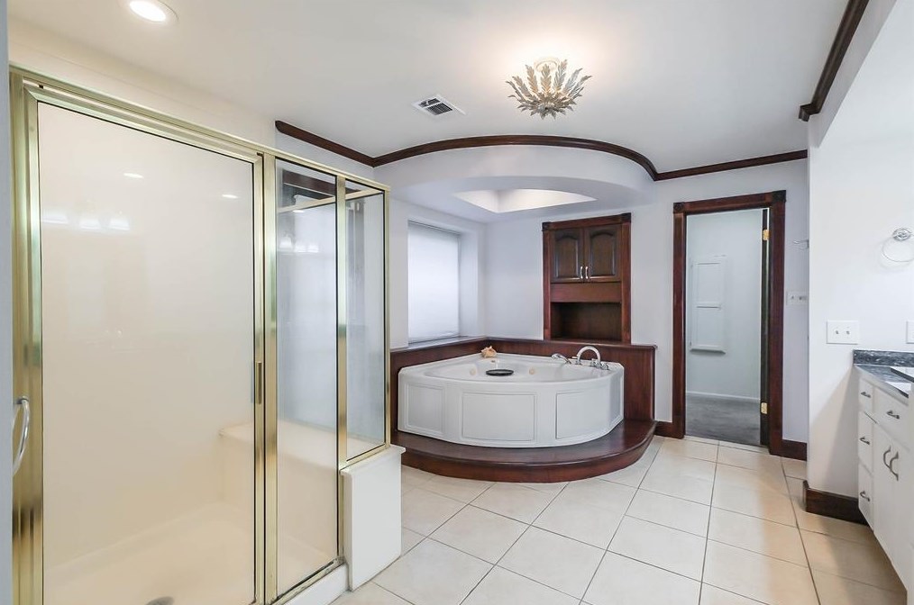 725 42 St, Houston TX  77018-4428 exterior