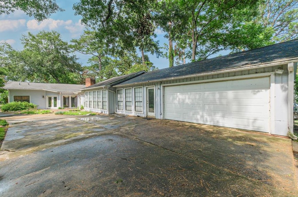 725 42 St, Houston TX  77018-4428 exterior