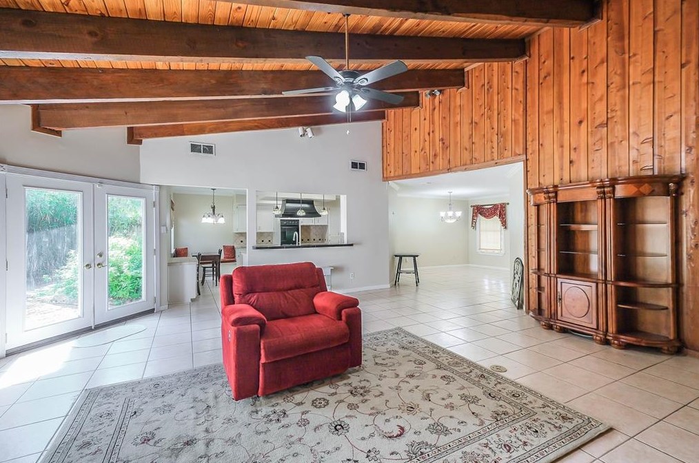 725 42 St, Houston TX  77018-4428 exterior