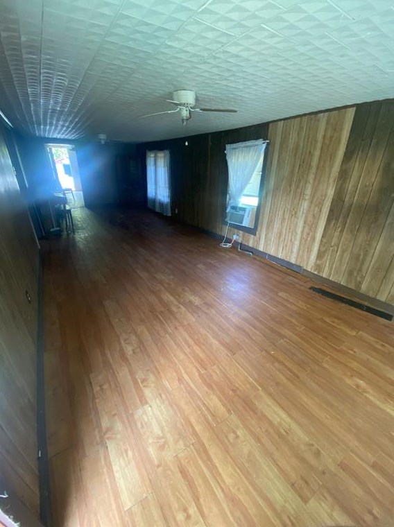 655 N 2nd St, Silsbee, TX 77656