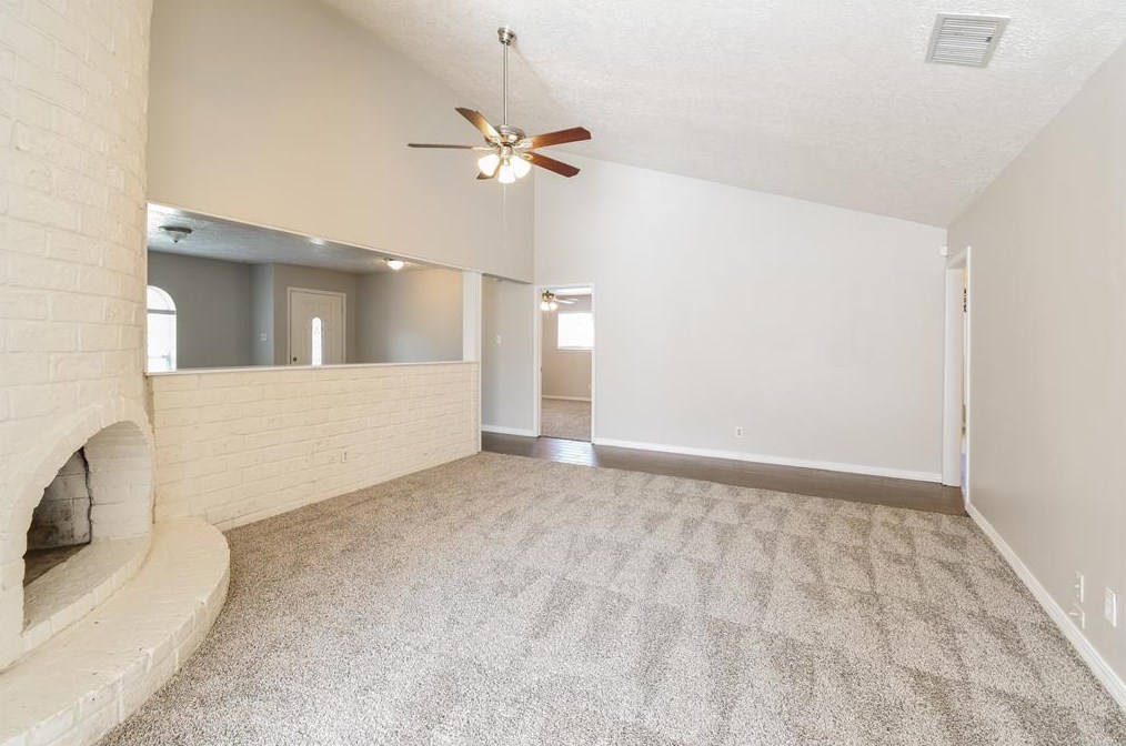 9822 Hughes Ranch Rd, Houston, TX 77089