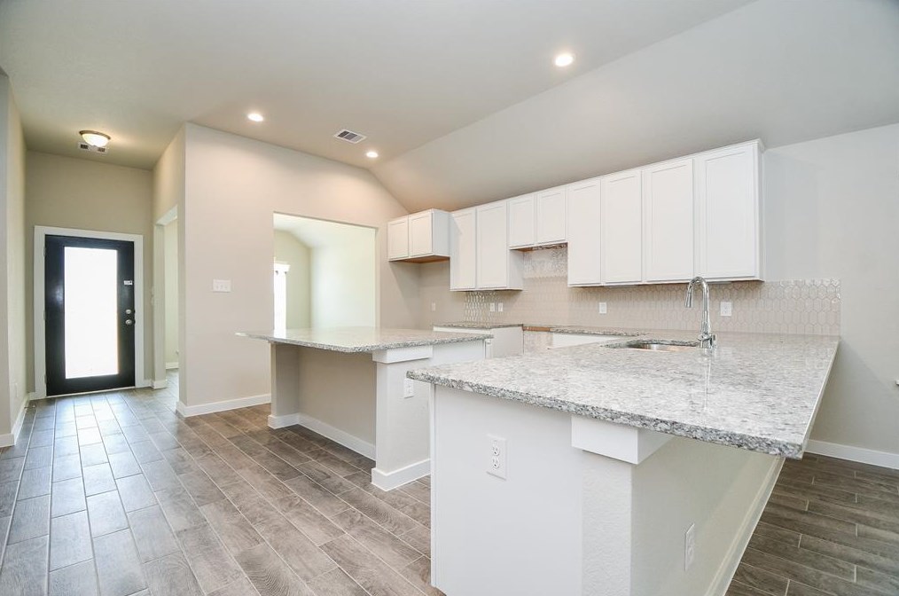 10918 Fall Fern Cir, Houston TX  77028 exterior