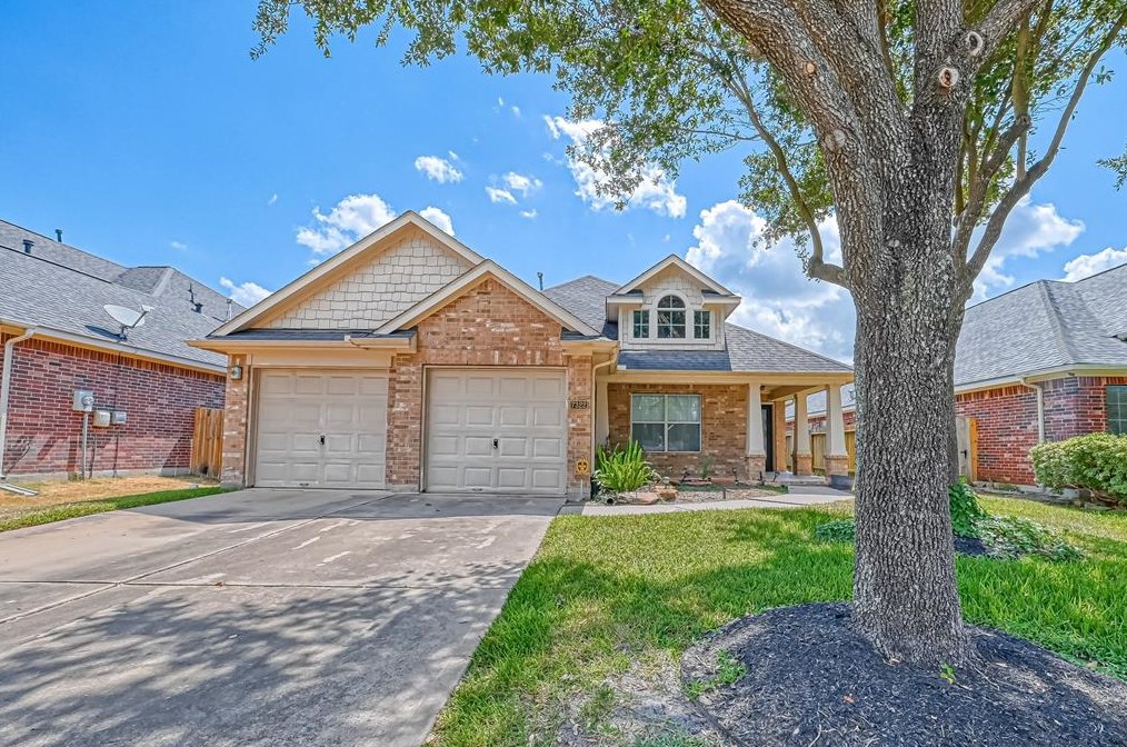 7322 Broadelm Dr, Houston TX  77095-1444 exterior