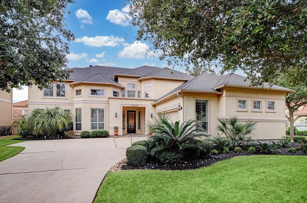 14202 Quiet Bluff Ln, Houston, TX 77077-1791