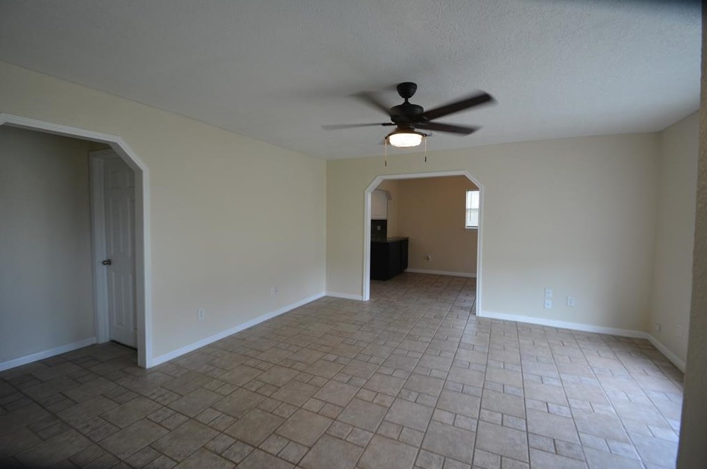 8814 Joe St, Santa Fe, TX 77510
