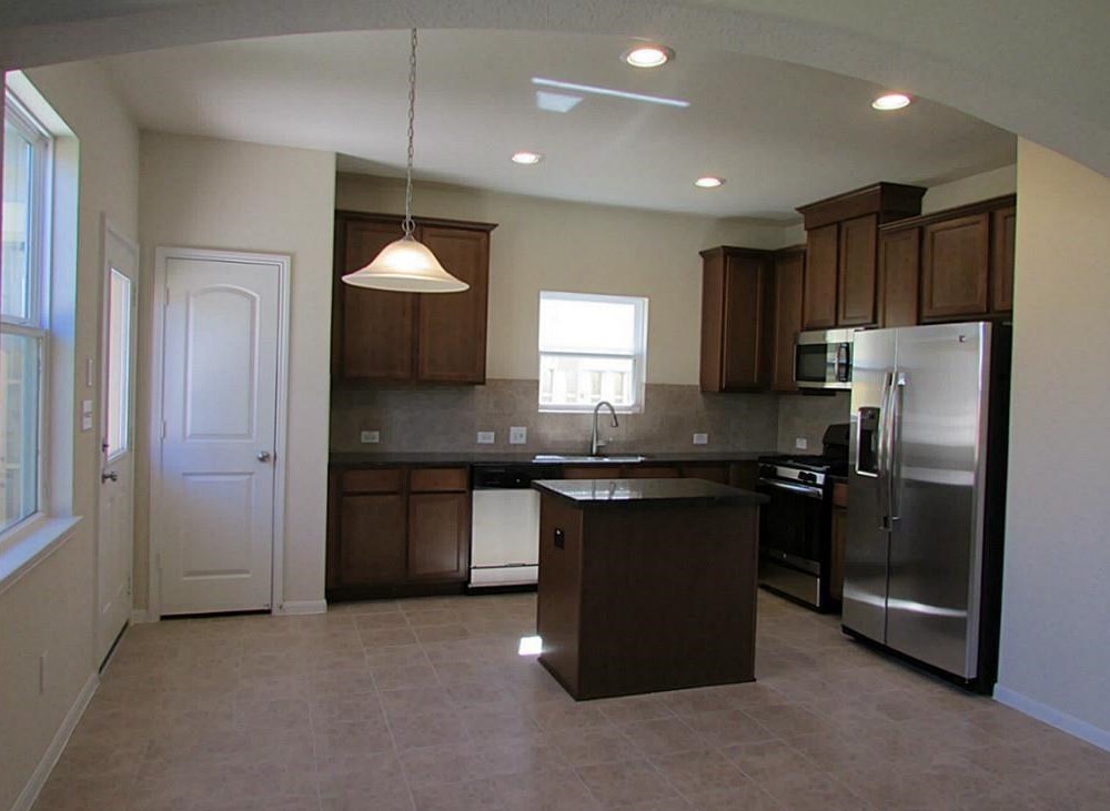 7023 Pavilion Dr, Houston, TX 77083