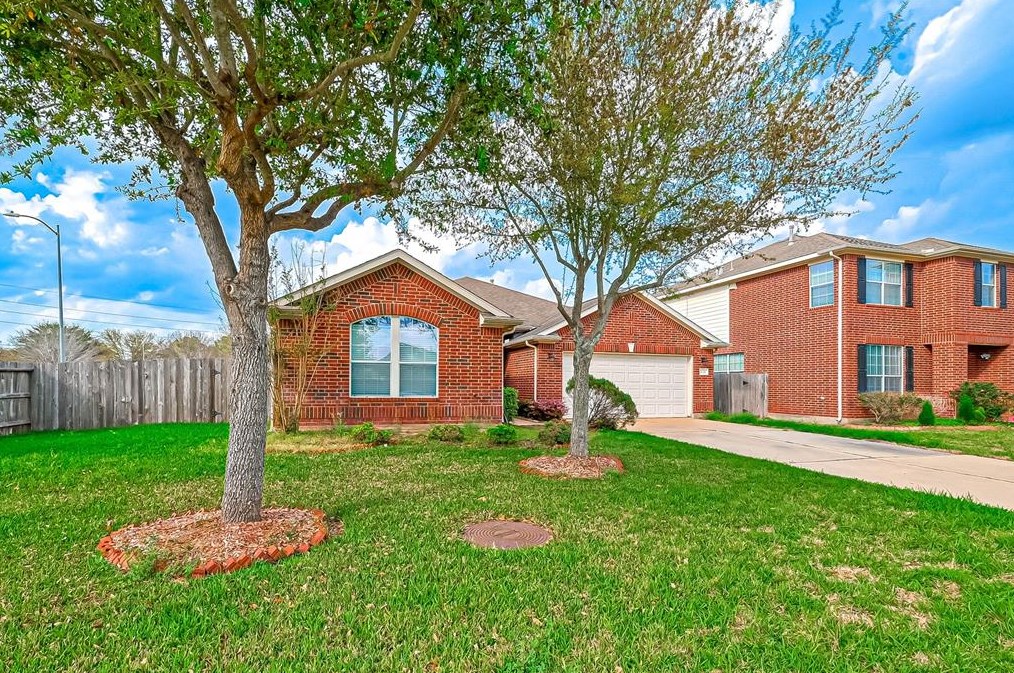4114 Applecreek Bend Dr, Stafford, TX 77477