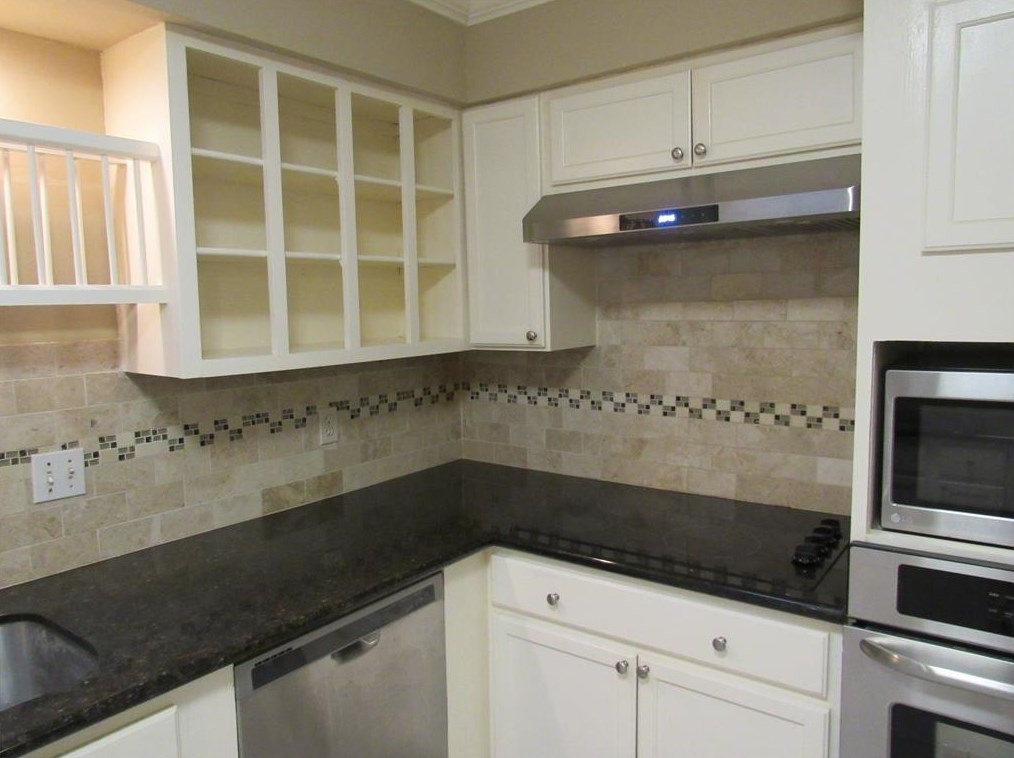 4128 Meyerwood Dr, Houston TX  77025-4038 exterior