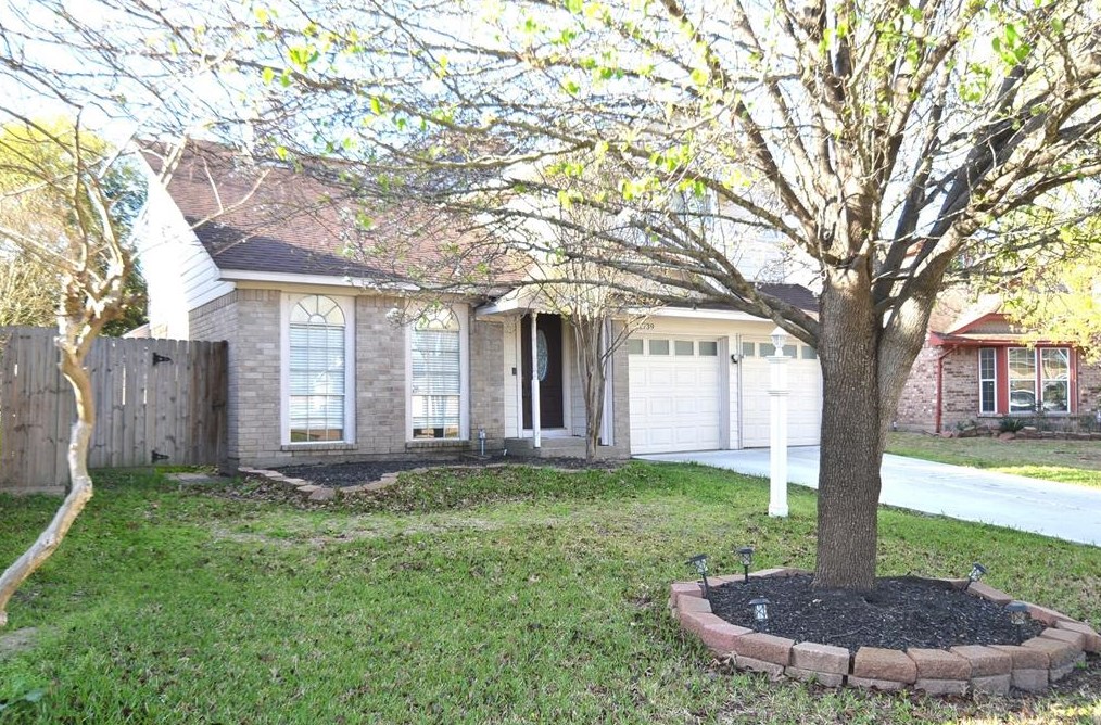 12739 Skyknoll Ln, Houston, TX 77082