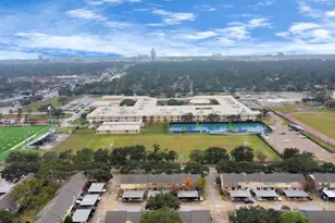 10382 Hammerly Blvd, Houston, TX 77043 - Photo 26