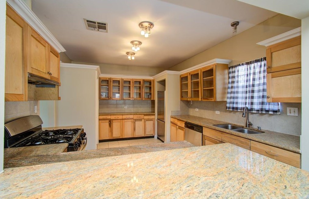 6609 Cochran, Houston TX  77009-2127 exterior