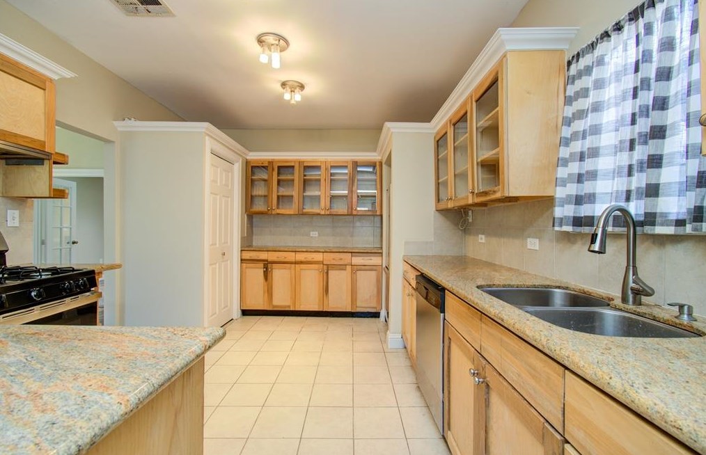 6609 Cochran, Houston TX  77009-2127 exterior