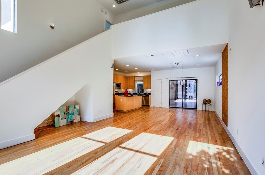 4449 Eigel St, Houston, TX 77007