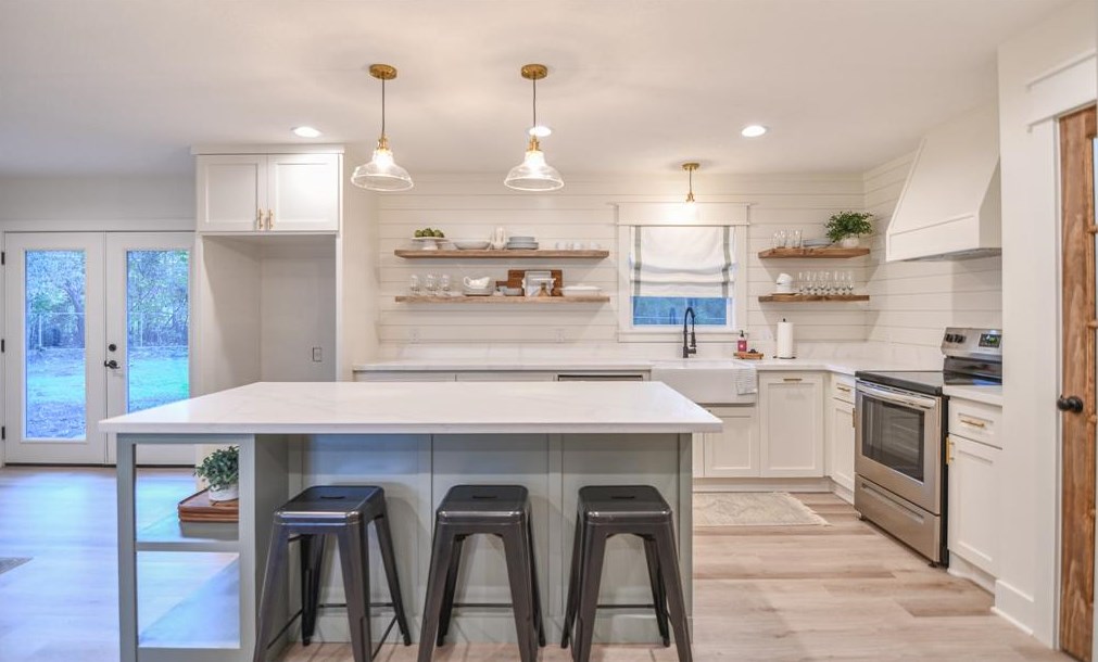 505 Sandra Dr, Brenham, TX 77833-4643