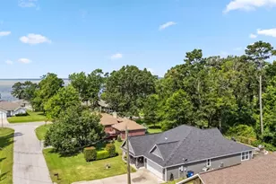 129 Bridgepoint, Onalaska, TX 77360 - Photo 30