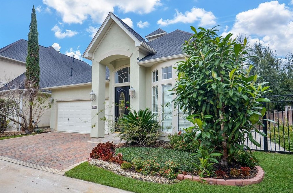 13502 Broadmeadow Ln, Houston, TX 77077