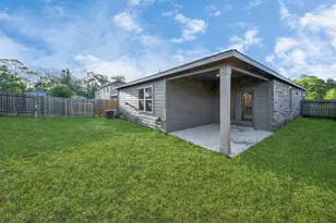 25469 Black Spruce Dr, Cleveland, TX 77328 - Photo 36