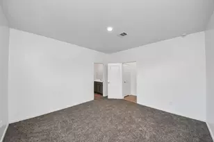 25469 Black Spruce Dr, Cleveland, TX 77328 - Photo 22