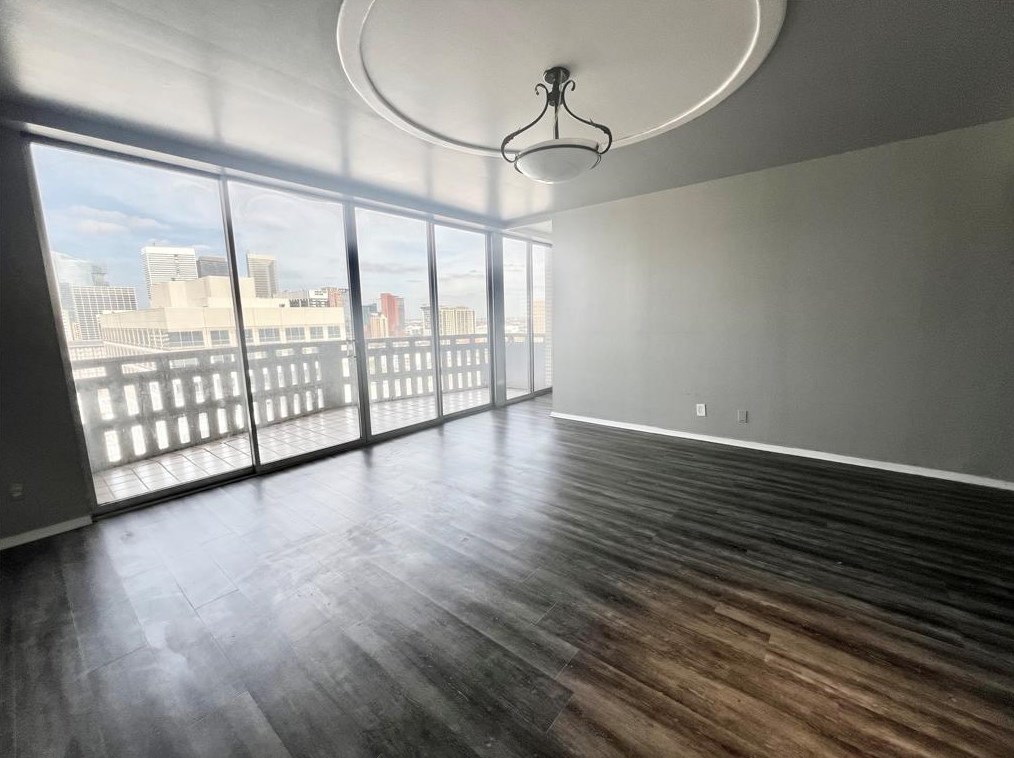 2016 Main St Apt 2011, Houston, TX 77002