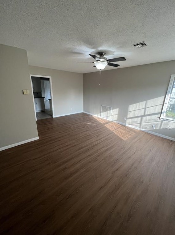 2011 Terrace Ln, Baytown TX  77520-3248 exterior