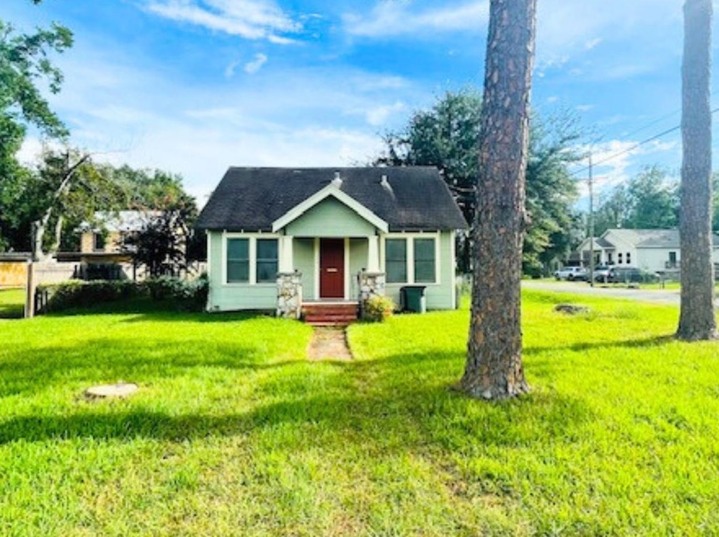 795 Highland Dr, Beaumont, TX 77705