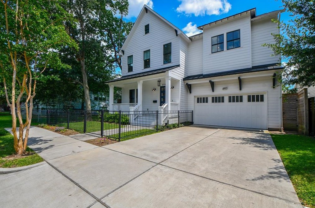 606 Teetshorn St, Houston, TX 77009