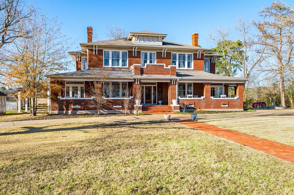 1008 San Antonio Rd, Mapleton, TX 75835