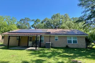 685 W 4th St, Groveton, TX 75845 - Photo 18