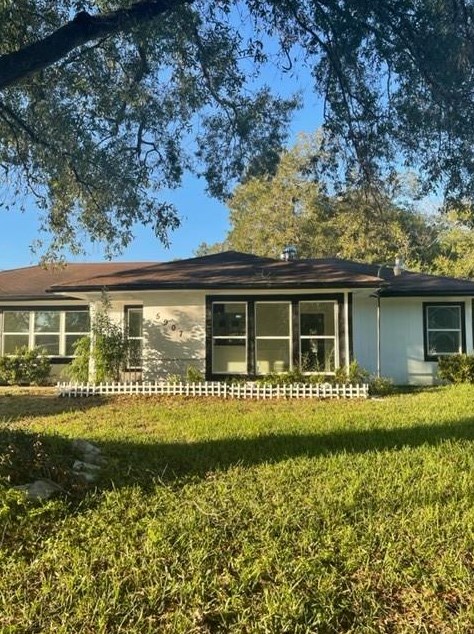 5907 Longmeadow St, Houston, TX 77033-2019