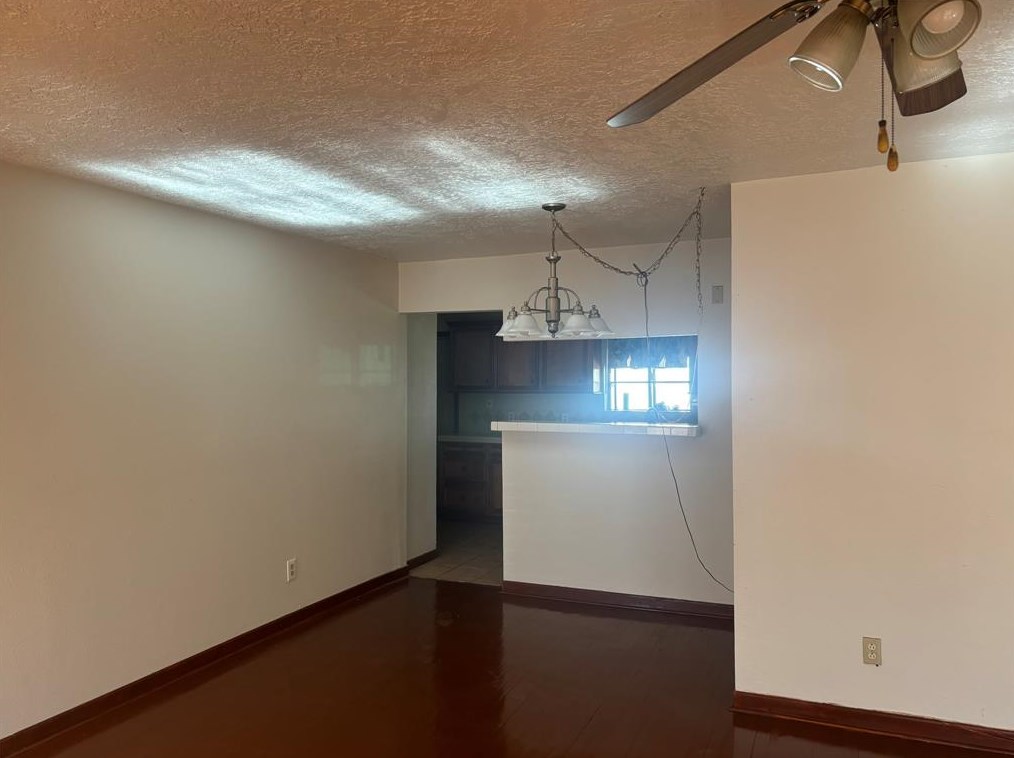 6231 Standing Oaks St, Houston TX  77050-3631 exterior