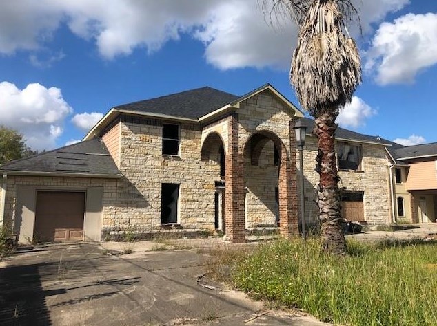 327 Magnolia St, Channelview, TX 77530