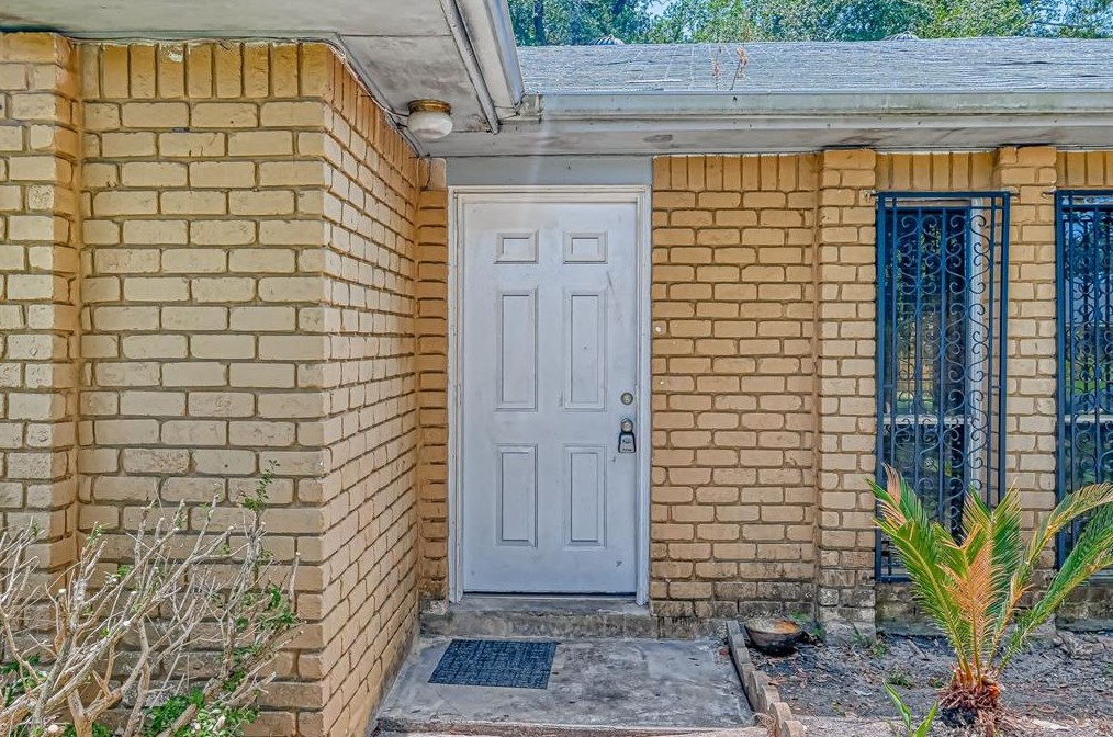 11019 Sandstone St, Houston TX  77074-6515 exterior