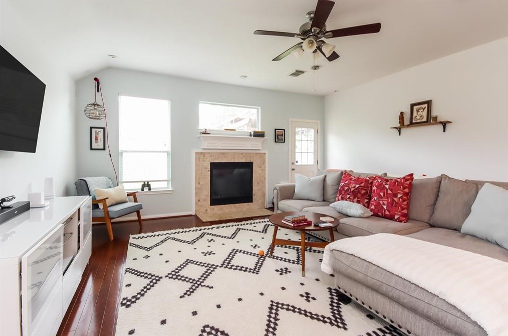 1626 Brady Creek Ln, Richmond, TX 77406